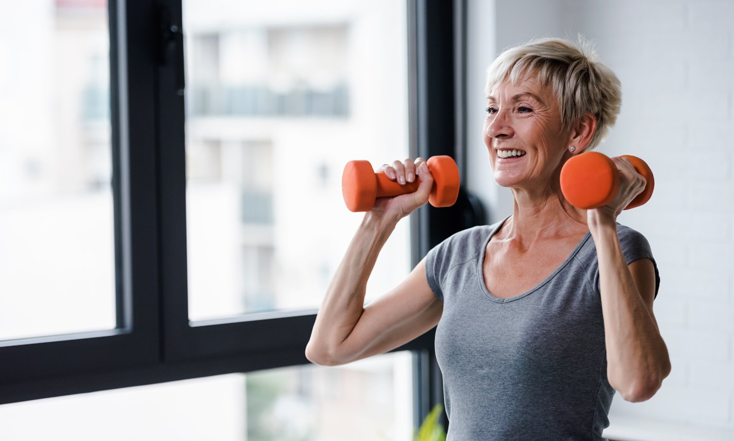 fitness_woman_40_50_regular_exercise_landscape-web